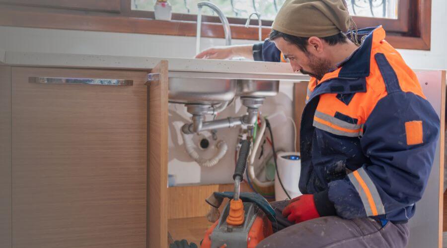 Expert burst pipe repair services in Albertville, AL